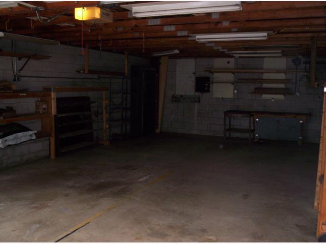 468 Smith Road Columbus, OH 43228 - Photo 16 of 18 Gallery Image 16