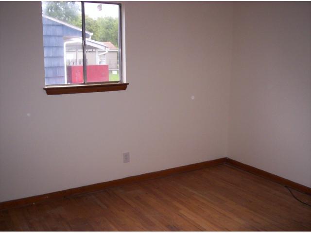 468 Smith Road Columbus, OH 43228 - Photo 7 of 18 Gallery Image 7