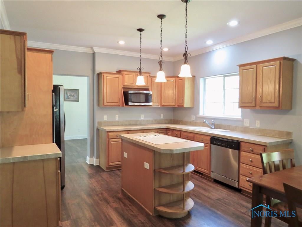 6141 Bay Shore Road Oregon, OH 43616 - Photo 8 of 43 Gallery Image 8