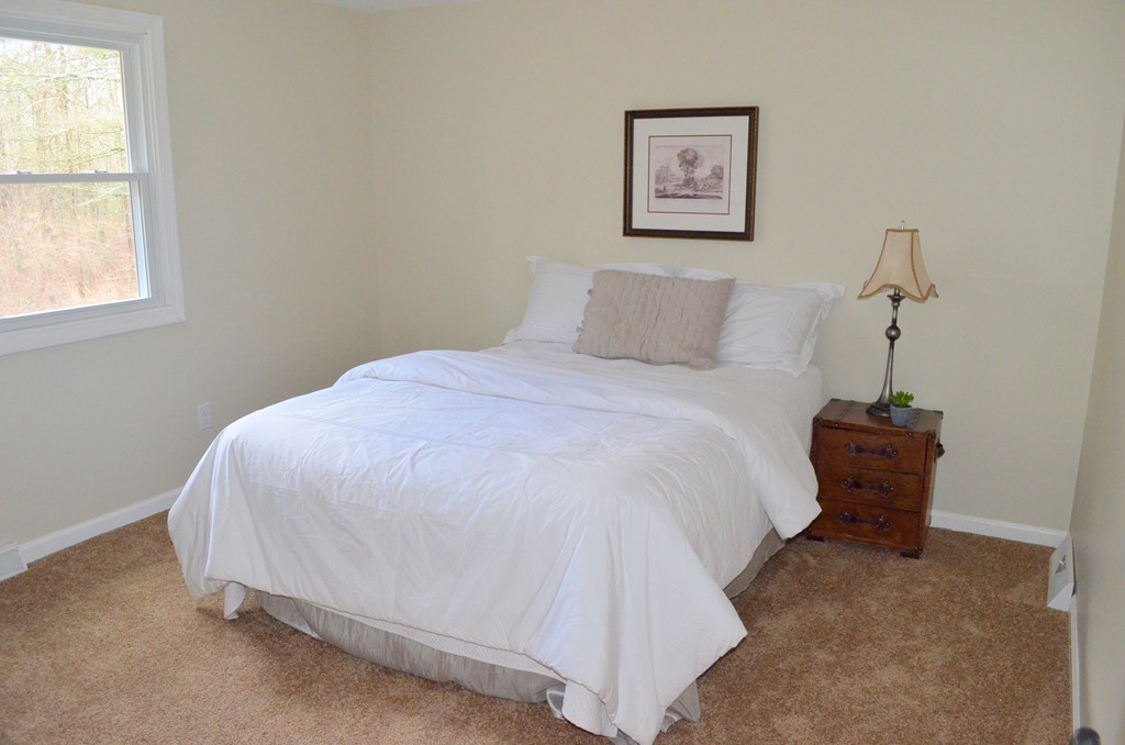 23 Dunham Road Freetown, MA 02702 - Photo 15 of 27 Gallery Image 15