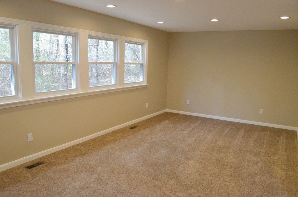 23 Dunham Road Freetown, MA 02702 - Photo 21 of 27 Gallery Image 21