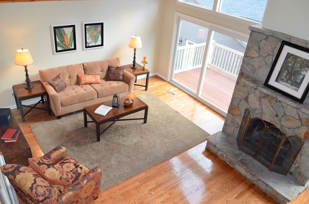 23 Dunham Road Freetown, MA 02702 - Photo 4 of 27 Gallery Image 4