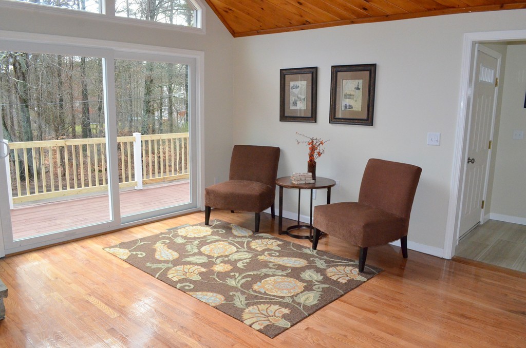 23 Dunham Road Freetown, MA 02702 - Photo 8 of 27 Gallery Image 8