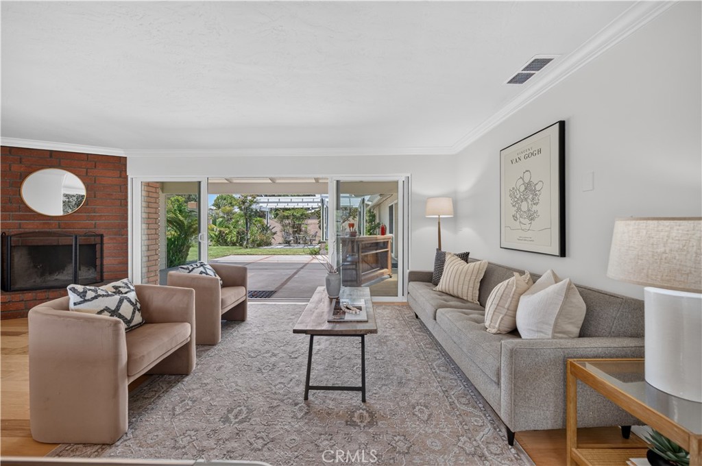 11521 Wembley Road Los Alamitos, CA 90720 - Photo 46 of 62 Gallery Image 46