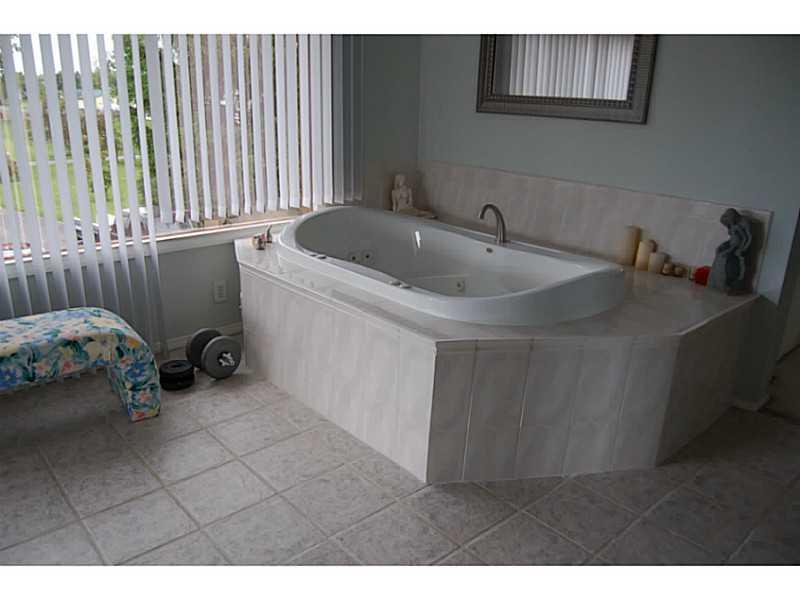 9371 Vandergriff Road Indianapolis, IN 46239 - Photo 10 of 16