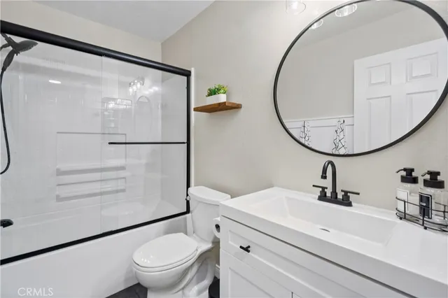 $767,800 | 8520 Lake Knoll Avenue, Unit B, Garden Grove, CA 92844