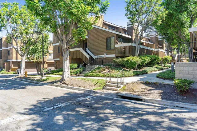 $767,800 | 8520 Lake Knoll Avenue, Unit B, Garden Grove, CA 92844