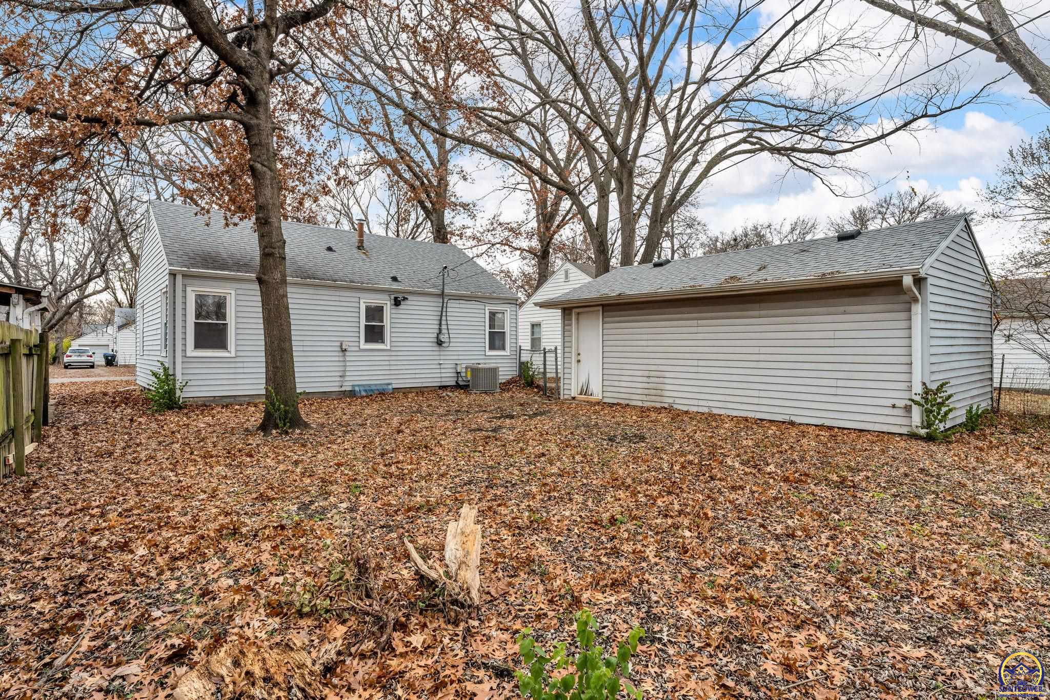 2212 Southwest Plass Avenue Topeka, KS 66611 - Photo 11 of 29 Backyard of the Home