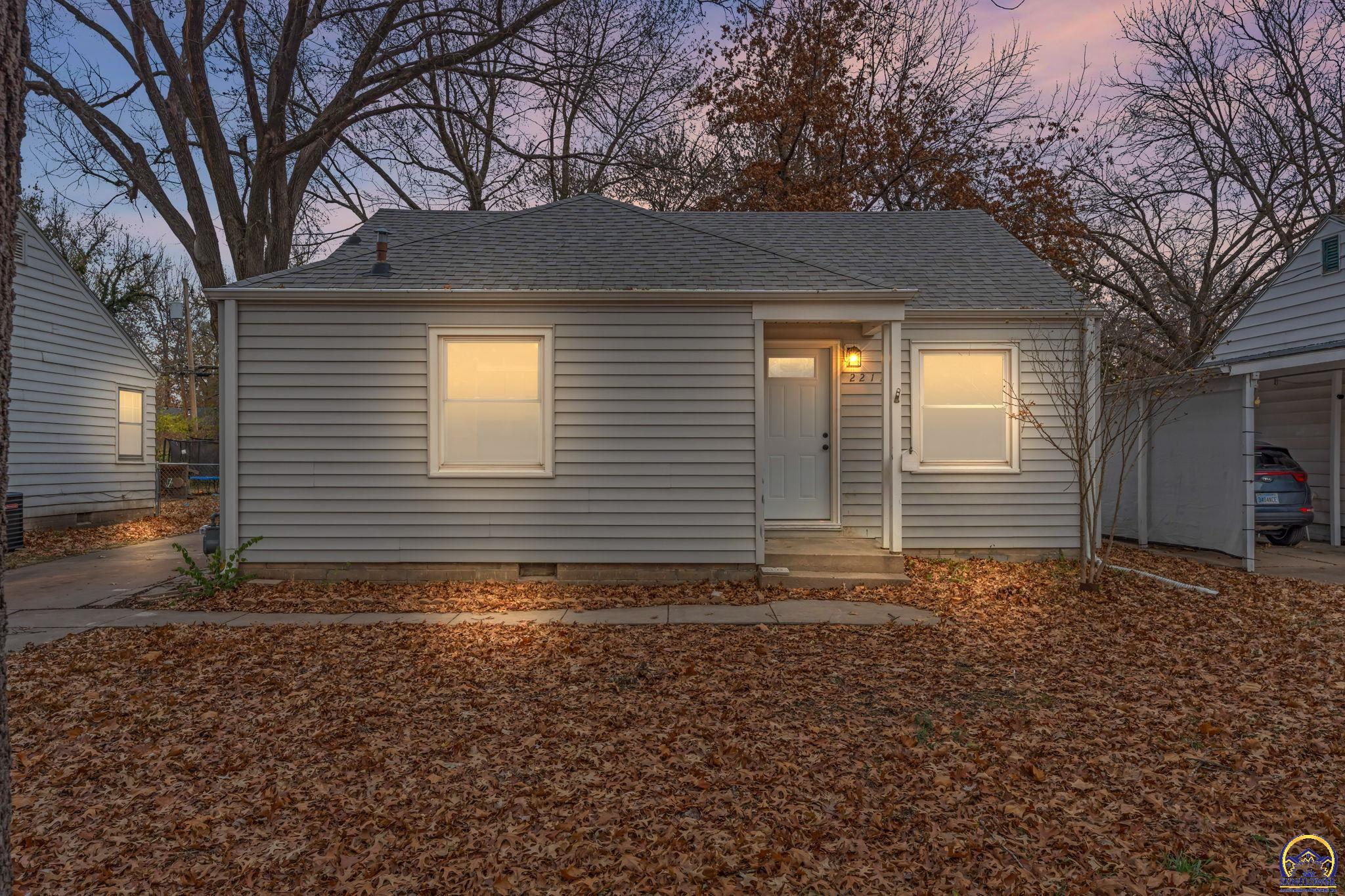 2212 Southwest Plass Avenue Topeka, KS 66611 - Photo 12 of 29 Night View of Home