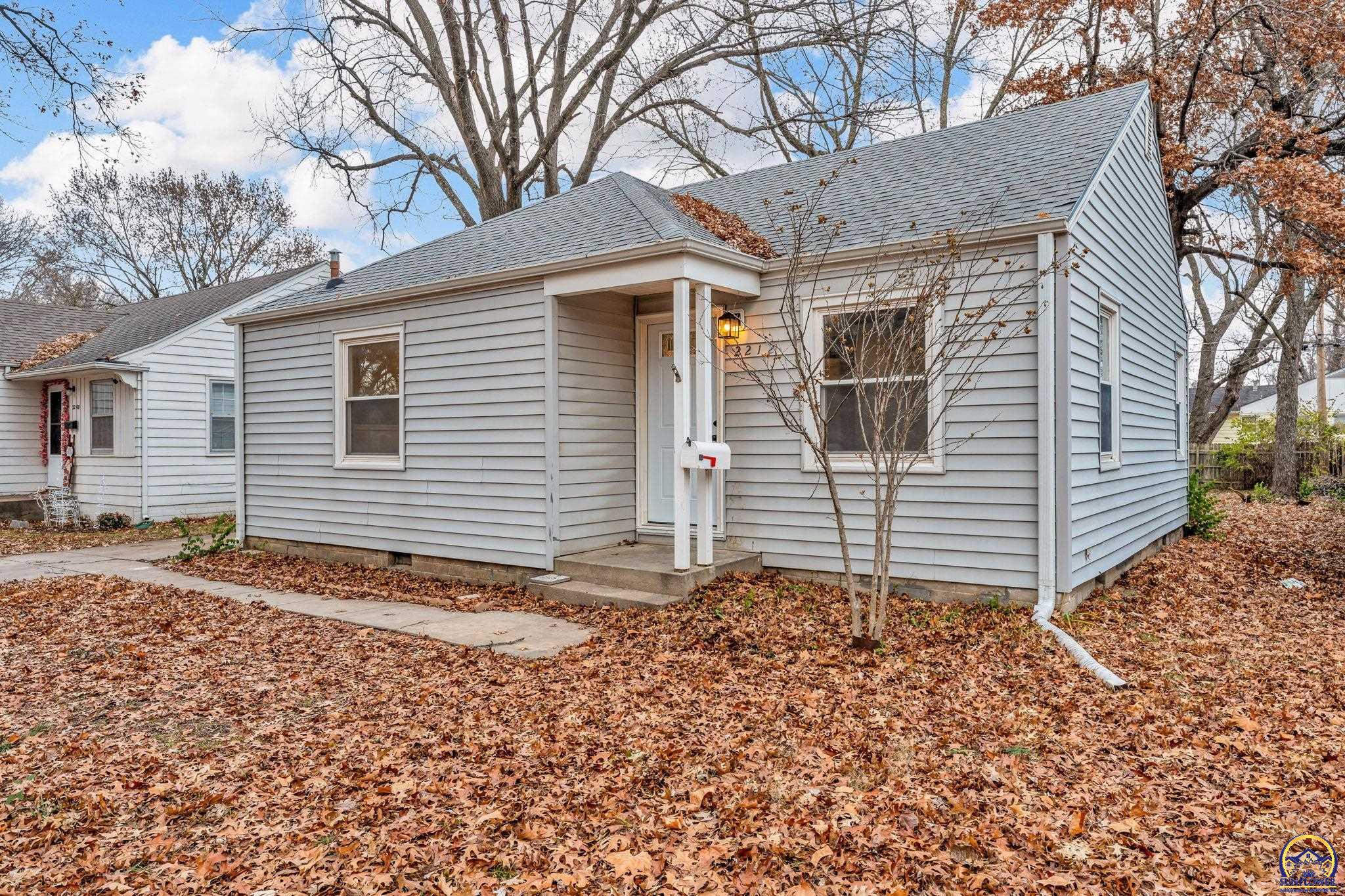2212 Southwest Plass Avenue Topeka, KS 66611 - Photo 3 of 29 Front of Home