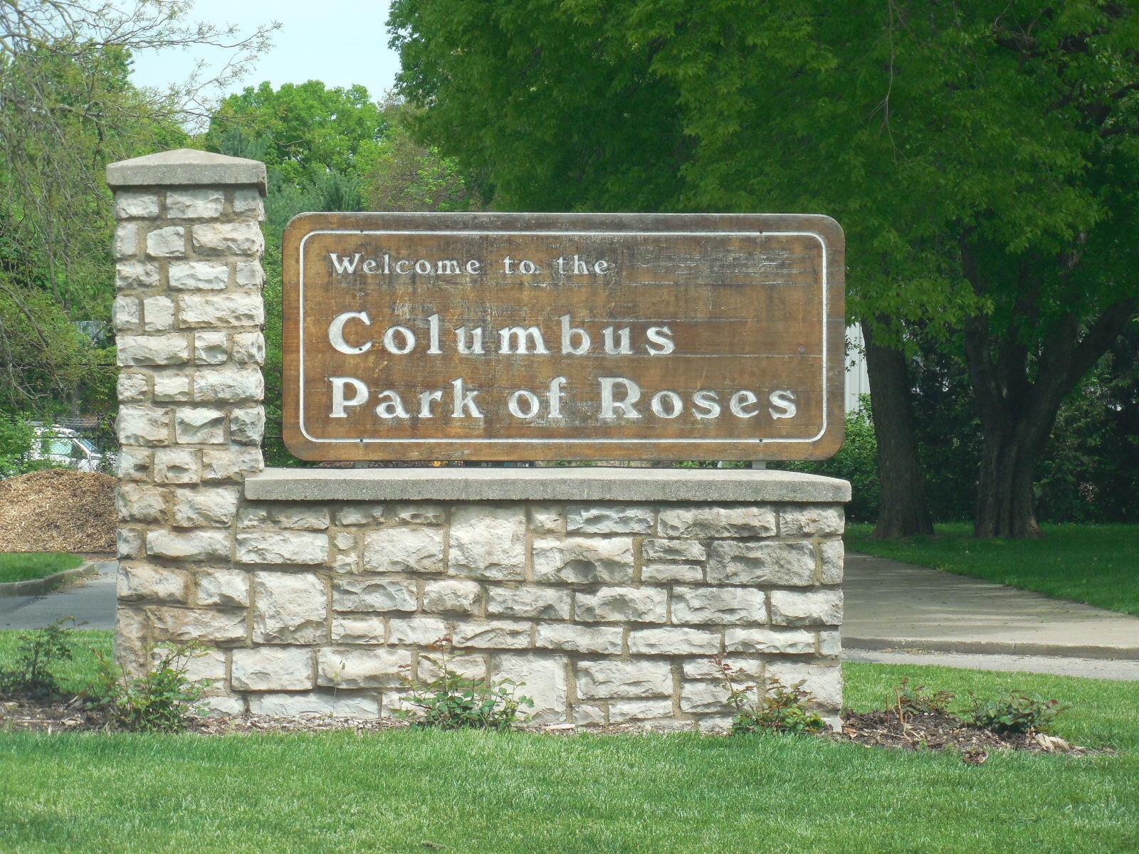 309 East Beaumont Road Columbus, OH 43214 - Photo 36 of 46 Park of Roses sign