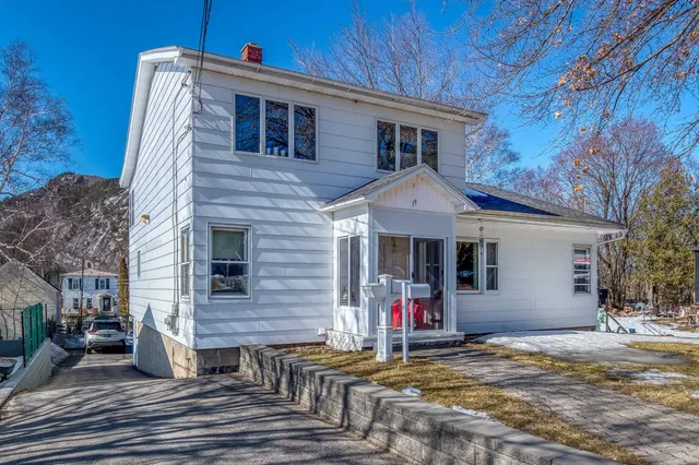 $209,900 | 19 Jasper Street, Berlin, NH 03570