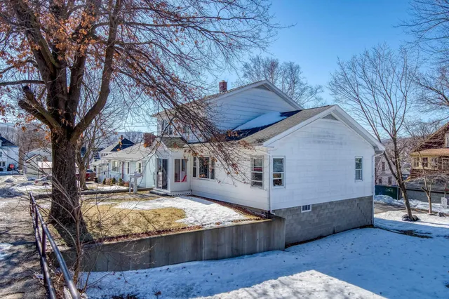 $209,900 | 19 Jasper Street, Berlin, NH 03570