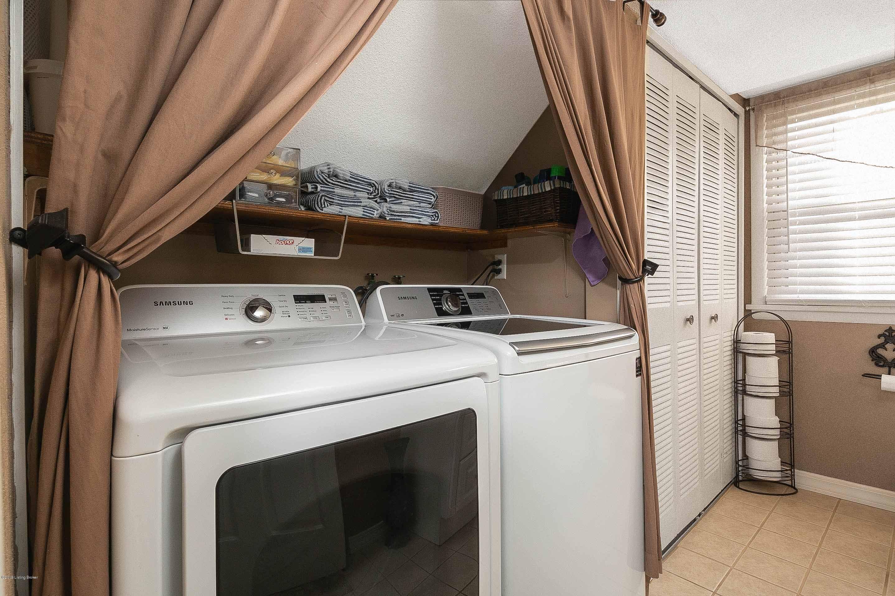 9328 Fairground Road Louisville, KY 40291 - Photo 19 of 26 Laundry