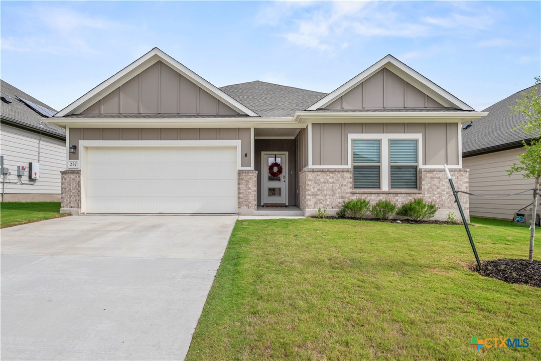 237 Little Grn Trail Jarrell, TX 76537 - Photo 1 of 30