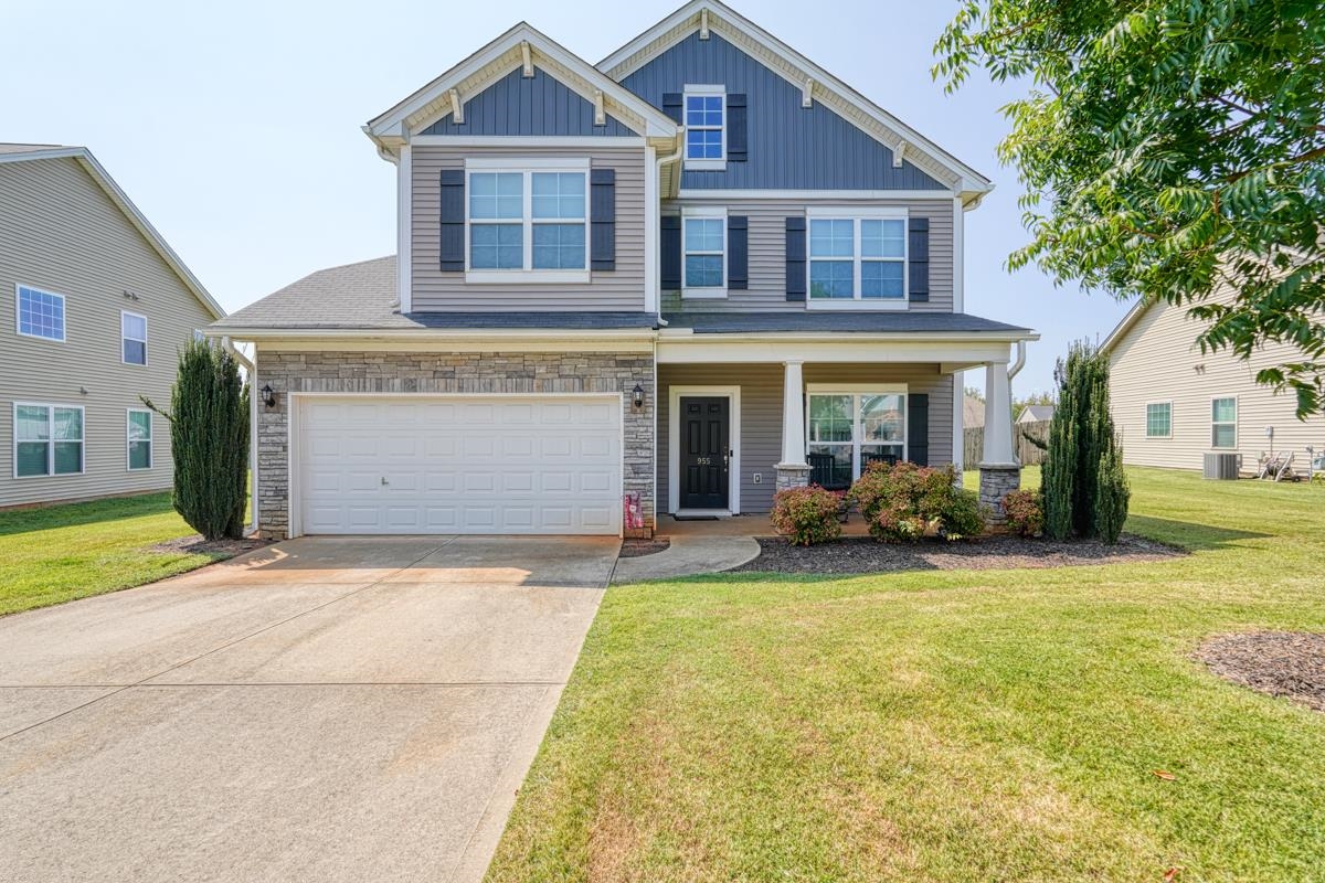 955 Rip Rap Drive Boiling Springs, SC 29316 - Photo 1 of 35 Gallery Image 1
