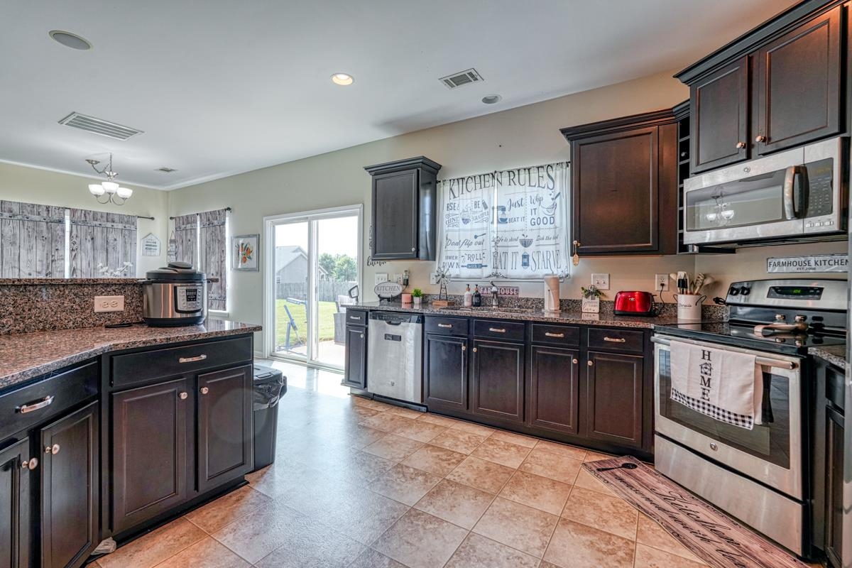 955 Rip Rap Drive Boiling Springs, SC 29316 - Photo 7 of 35 Gallery Image 7