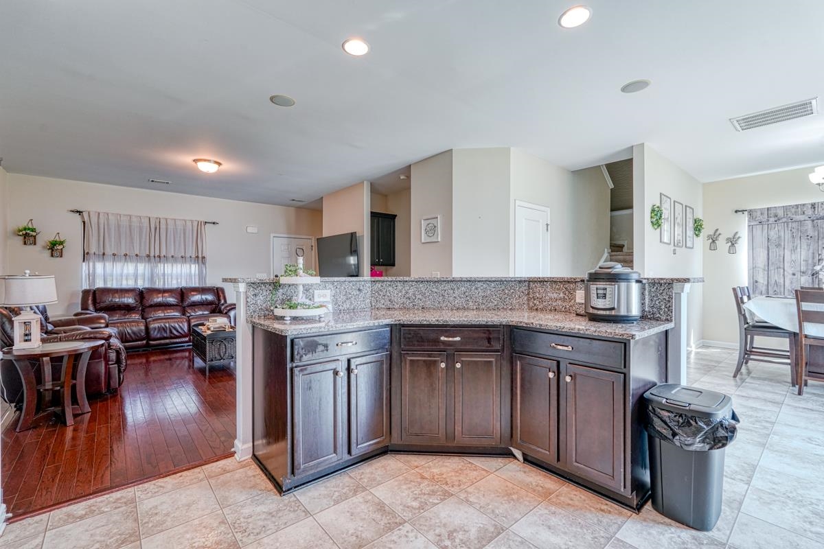 955 Rip Rap Drive Boiling Springs, SC 29316 - Photo 8 of 35 Gallery Image 8