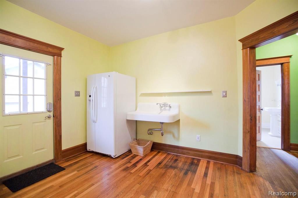 4128 Commonwealth Street, Unit LOWR Detroit, MI 48208 - Photo 12 of 32