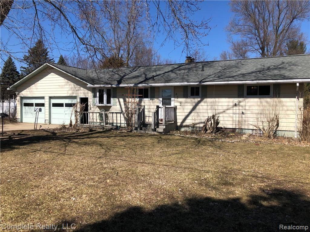 4373 Crosby Road Flint, MI 48506 - Photo 2 of 34
