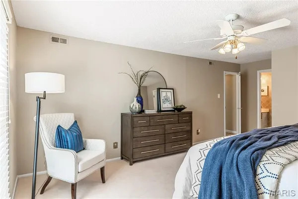 $199,000 | 14443 Bantry Lane, Unit 24, Chesterfield, MO 63017