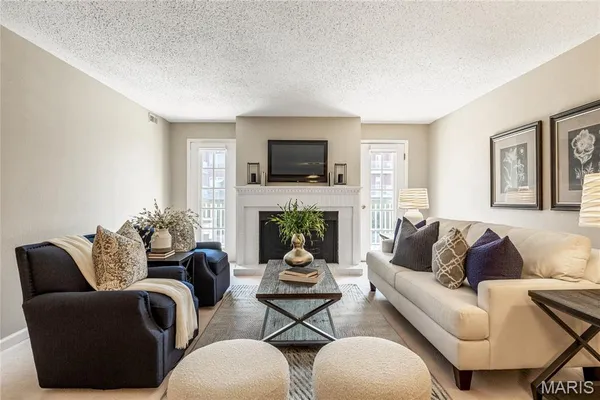 $199,000 | 14443 Bantry Lane, Unit 24, Chesterfield, MO 63017