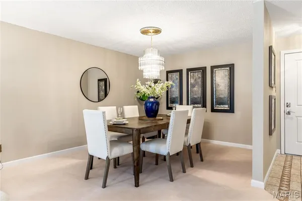 $199,000 | 14443 Bantry Lane, Unit 24, Chesterfield, MO 63017