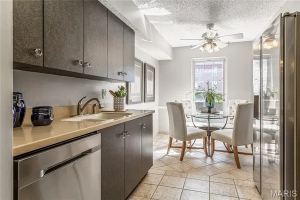 $199,000 | 14443 Bantry Lane, Unit 24, Chesterfield, MO 63017