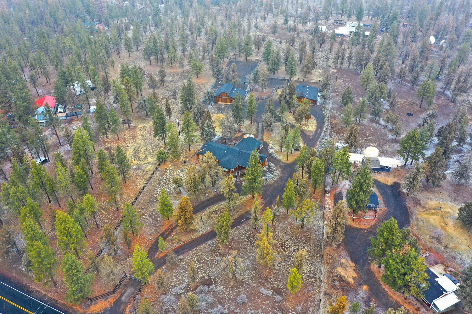 67194 Harrington Loop Road Bend, OR 97703 - Photo 4 of 49 04