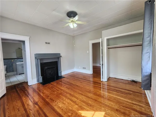 $1,000 | 205 West 9th Street, Lumberton, NC 28358