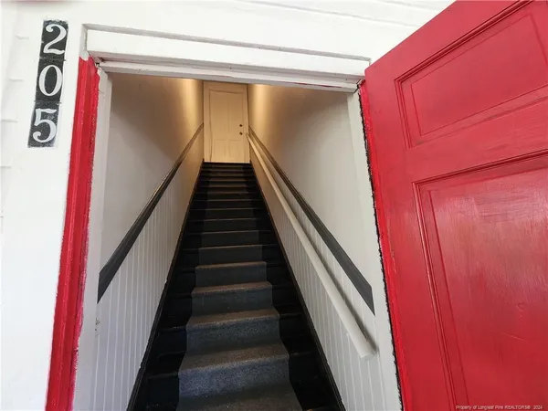 $1,000 | 205 West 9th Street, Lumberton, NC 28358