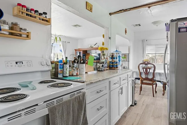 $229,900 | Undisclosed Address, Shafter, CA 93263