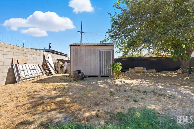 $229,900 | Undisclosed Address, Shafter, CA 93263