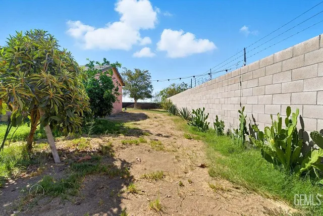 $229,900 | Undisclosed Address, Shafter, CA 93263