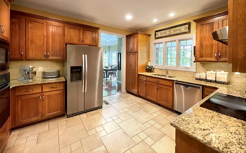 971 Harrisville Road Hamilton, GA 31811 - Photo 4 of 27 KITCHEN