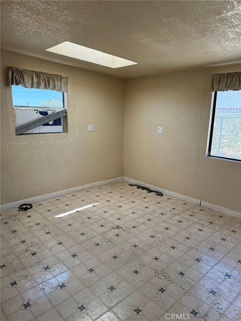 16042 St Timothy Road Apple Valley, CA 92307 - Photo 21 of 22