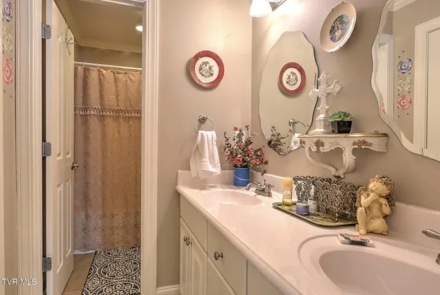 $3,900 | 128 Southridge Drive, Unit 155, Blountville, TN 37617