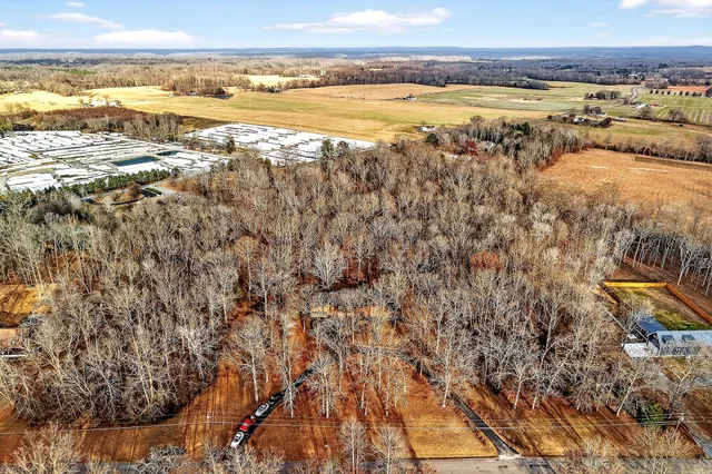 a view of an ocean and a mountain view
