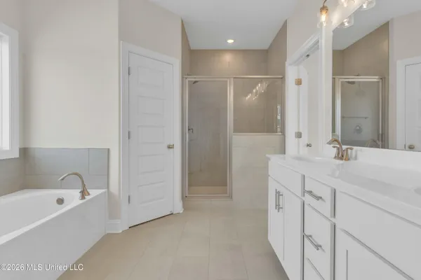 $413,900 | 7455 Newbury Drive, Olive Branch, MS 38654
