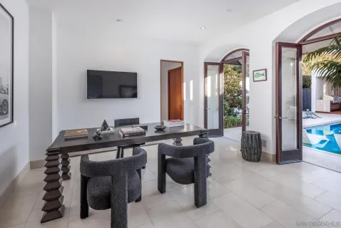 $9,985,000 | 7970 Roseland Drive, La Jolla, CA 92037