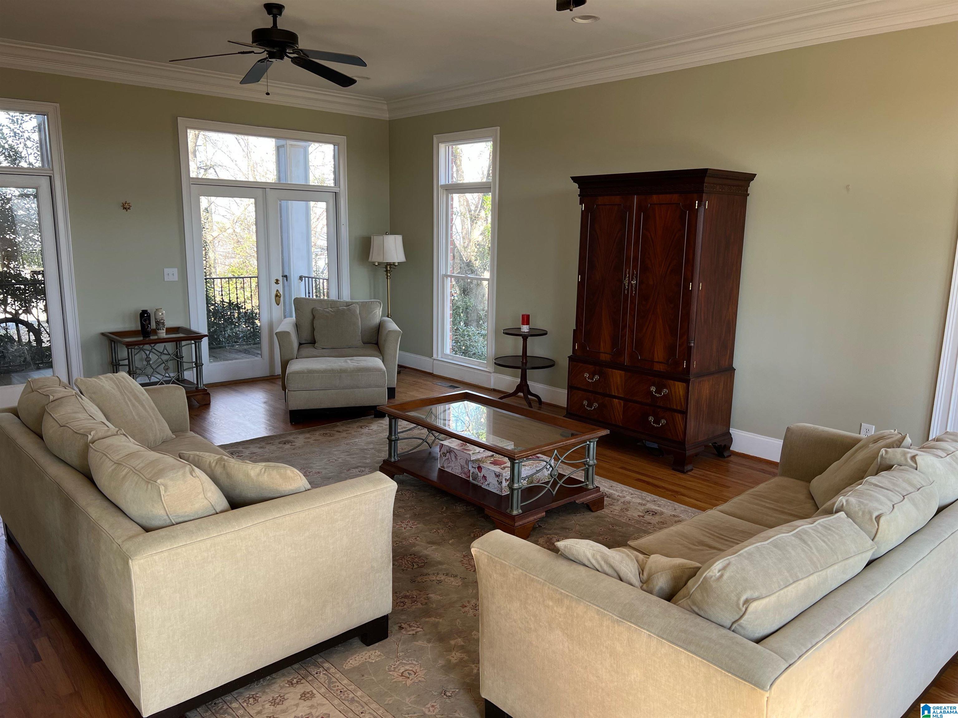 717 Shades Crest Road Birmingham, AL 35226 - Photo 5 of 9