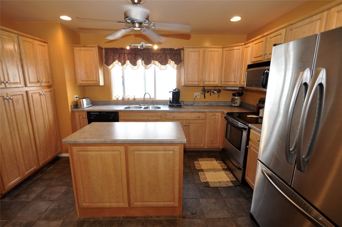 82 Alpha Street Rochester, NY 14612 - Photo 6 of 35