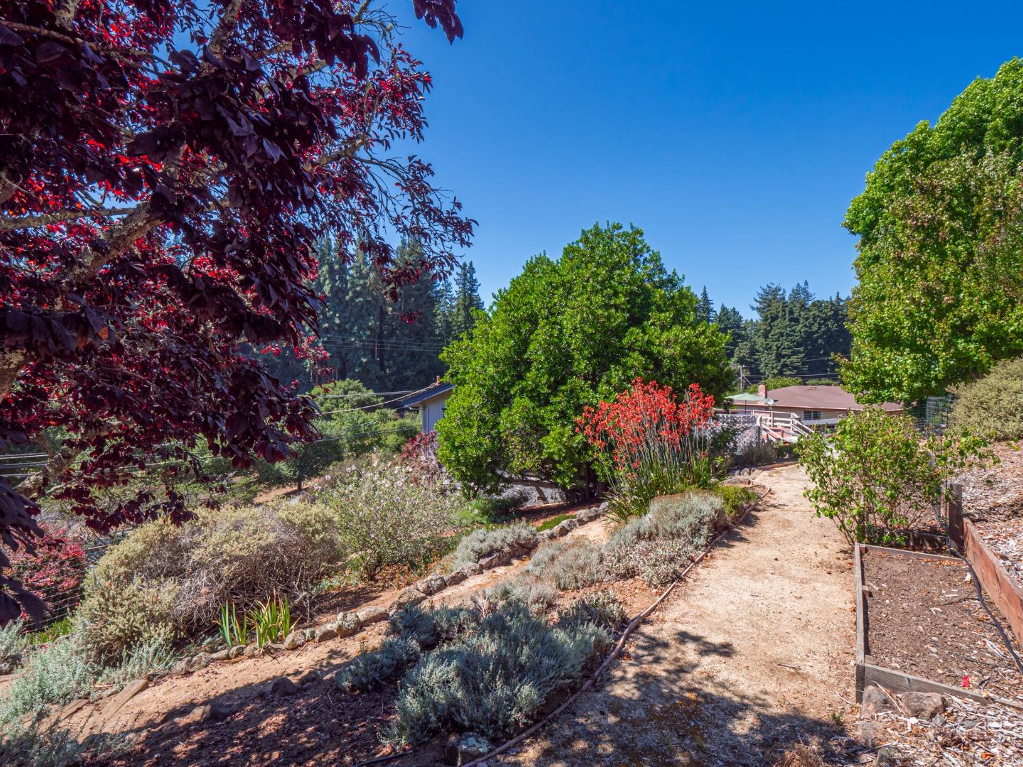 2759 Valencia Road Aptos, CA 95003 - Photo 42 of 56 Gallery Image 42