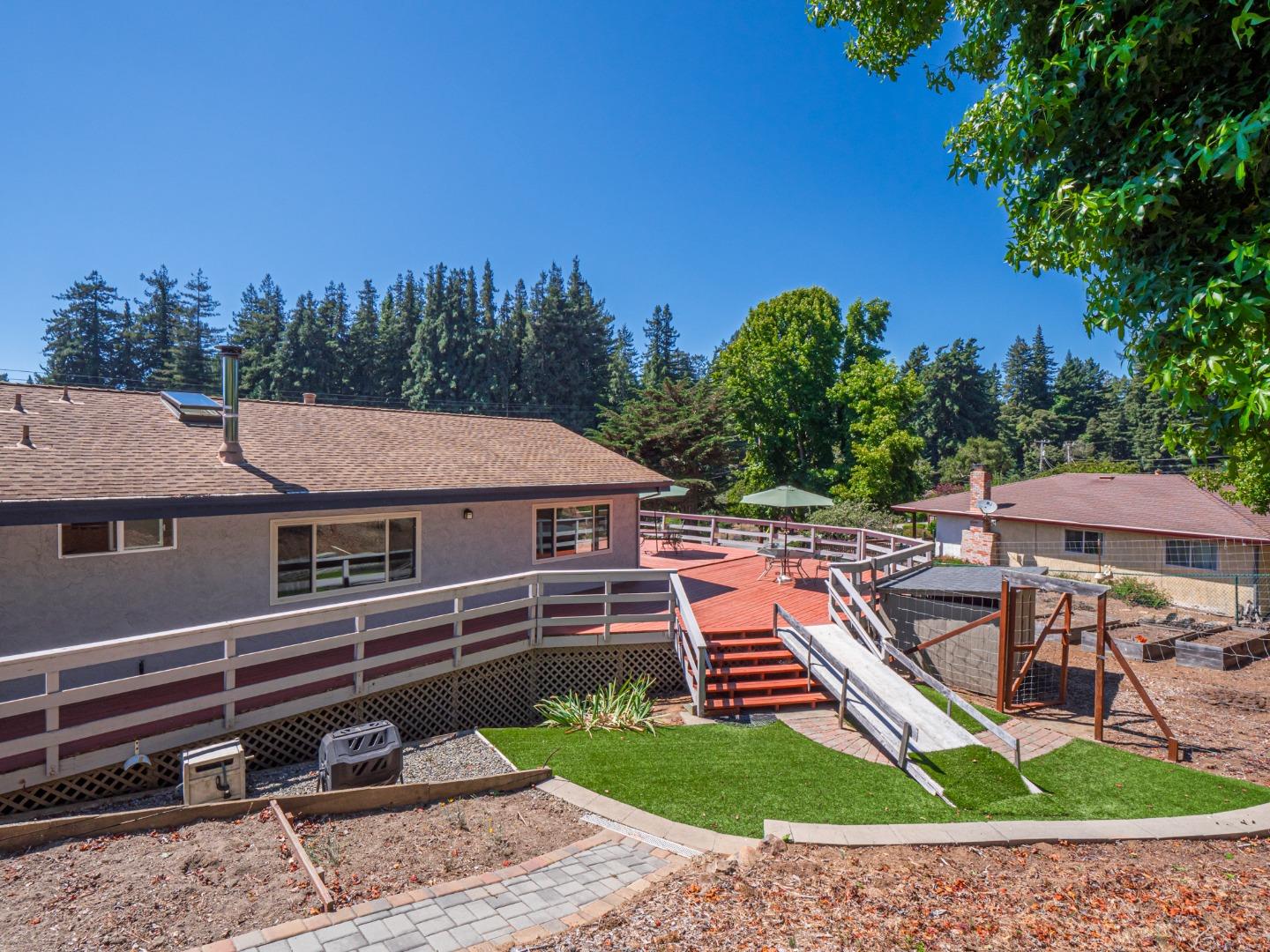 2759 Valencia Road Aptos, CA 95003 - Photo 49 of 56 Gallery Image 49