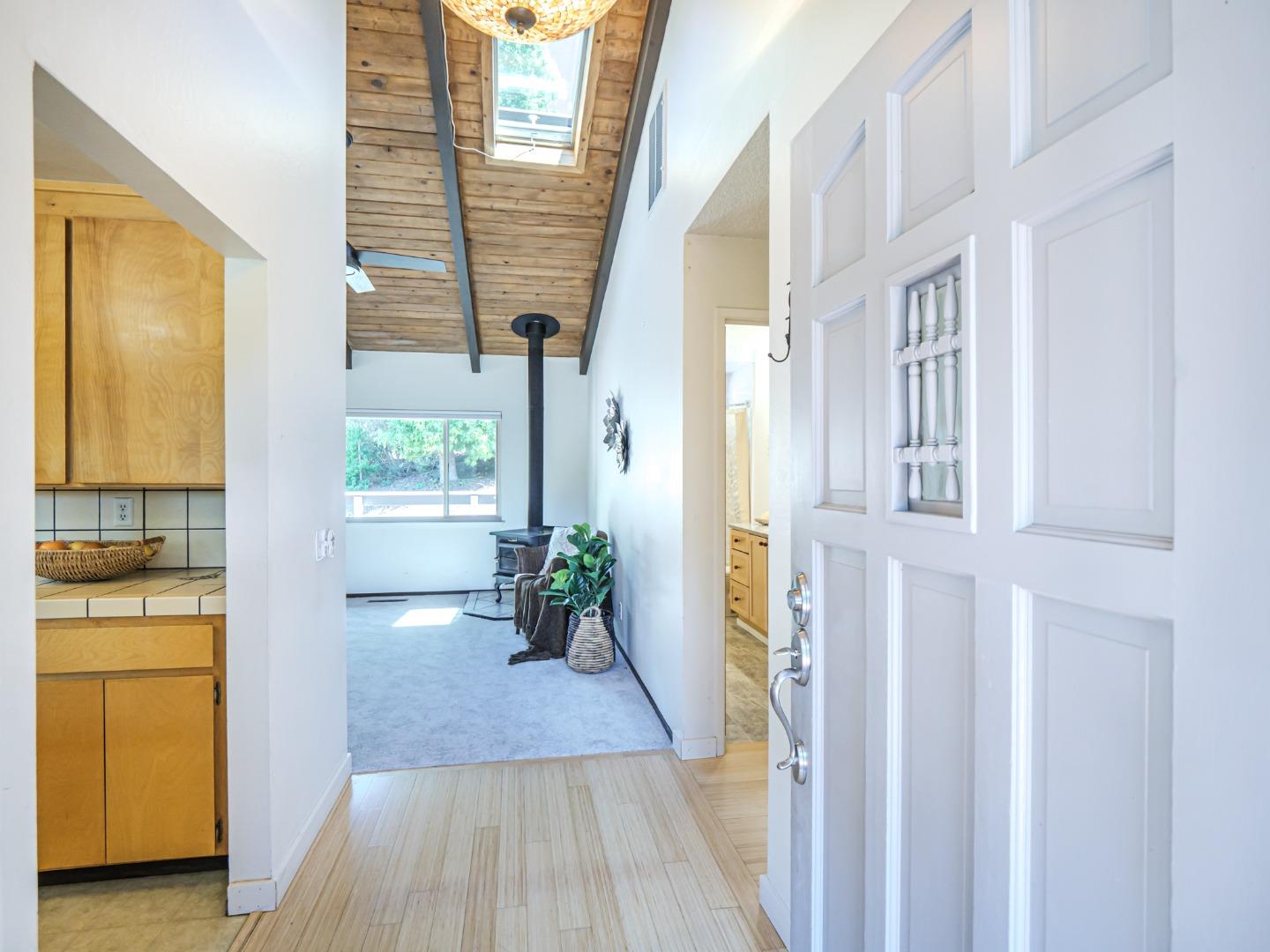 2759 Valencia Road Aptos, CA 95003 - Photo 8 of 56 Gallery Image 8