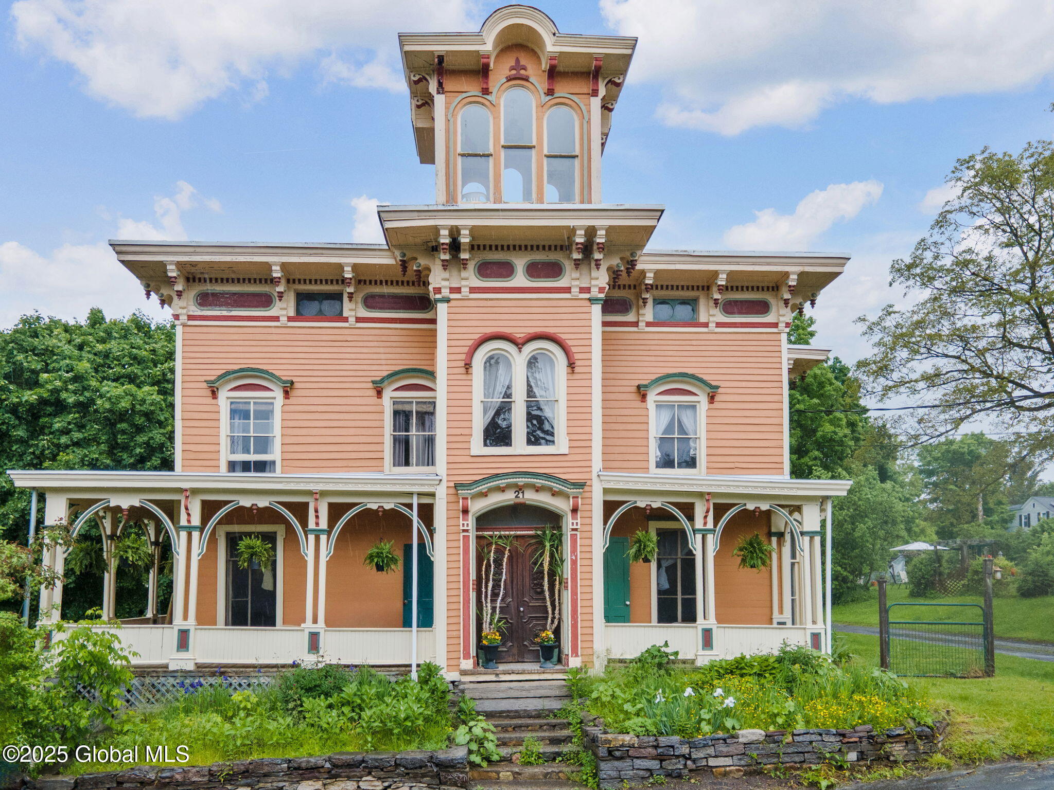 21 Lancaster Street Cherry Valley, NY 13320 - Photo 2 of 34 large-01975024-a95f-7295-9b23-ceb76b2429