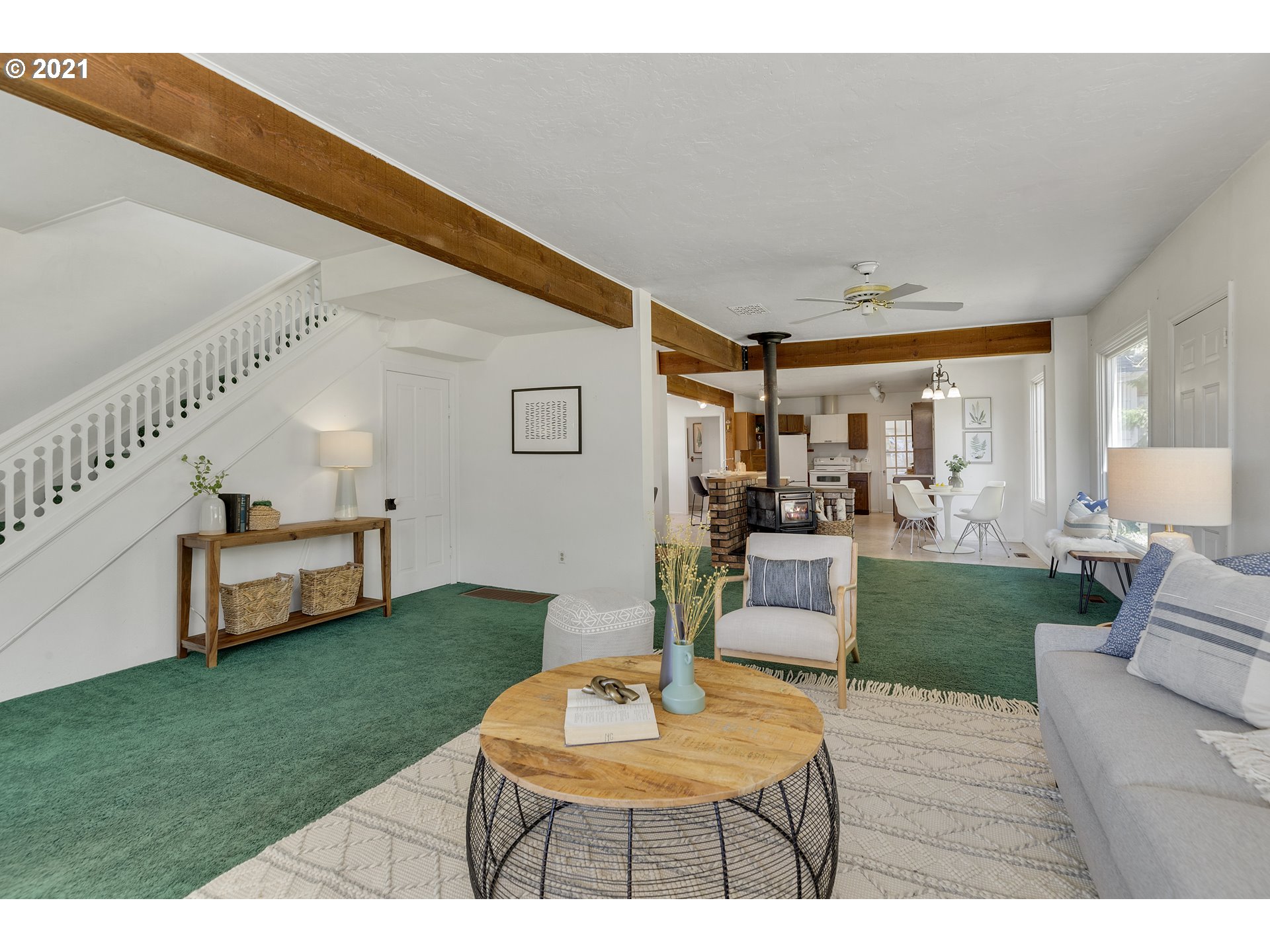 150 Southwest Eyrie Road White Salmon, WA 98672 - Photo 15 of 32 Gallery Image 15
