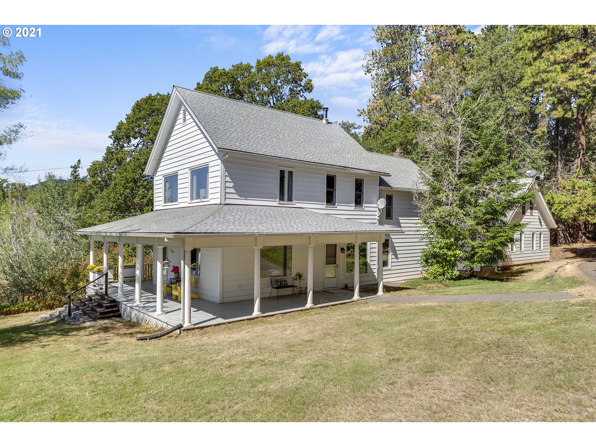 150 Southwest Eyrie Road White Salmon, WA 98672 - Photo 27 of 32 Gallery Image 27