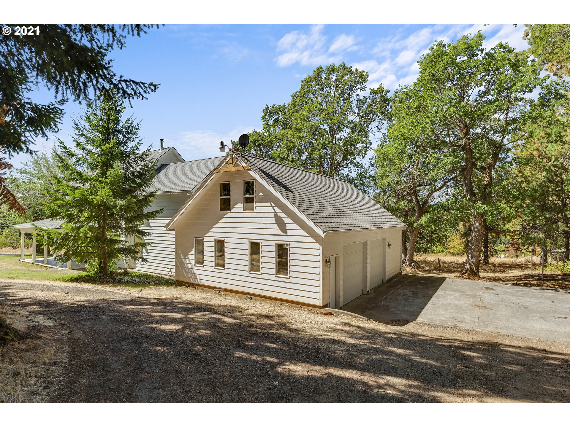 150 Southwest Eyrie Road White Salmon, WA 98672 - Photo 28 of 32 Gallery Image 28