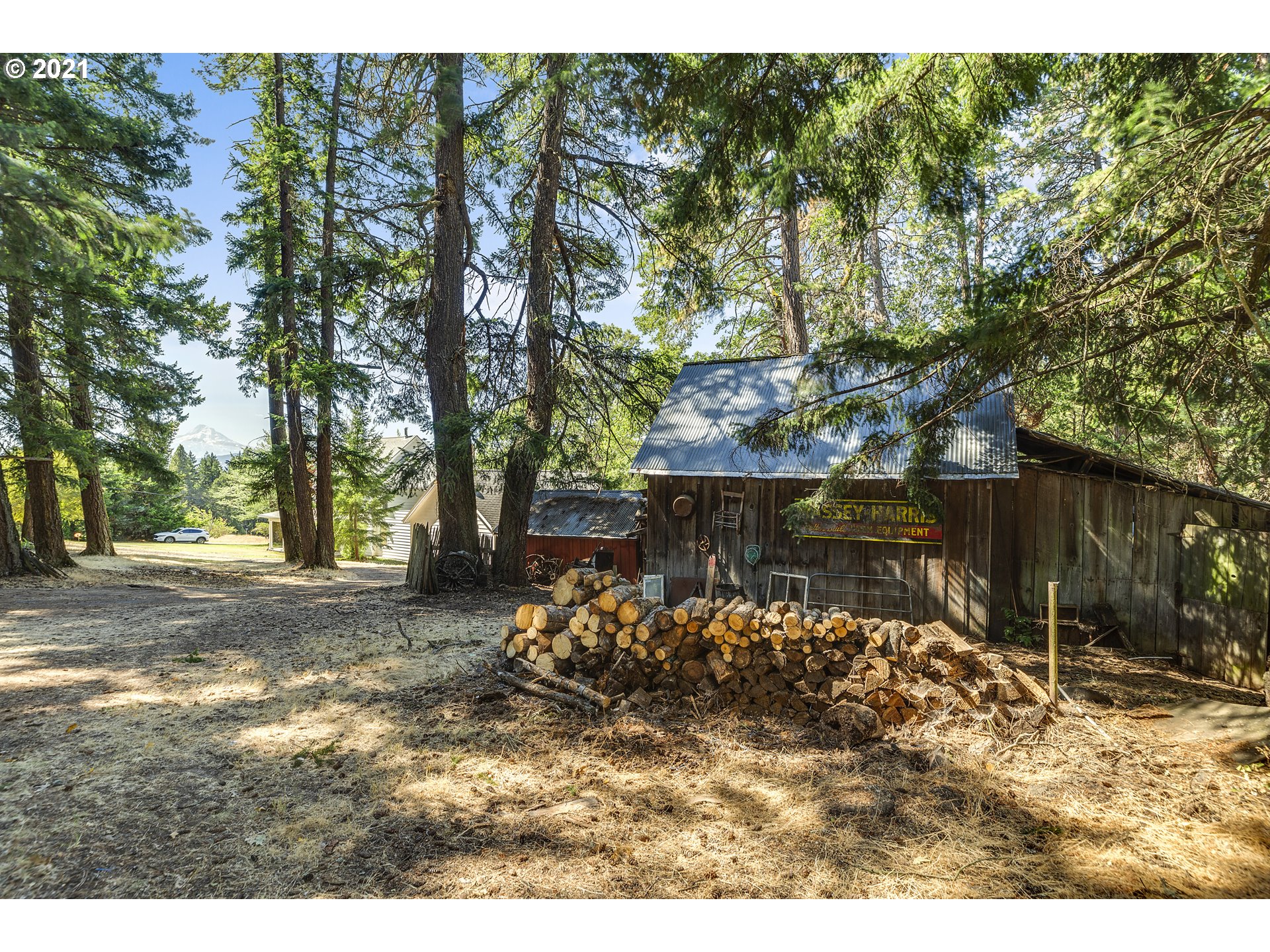 150 Southwest Eyrie Road White Salmon, WA 98672 - Photo 29 of 32 Gallery Image 29